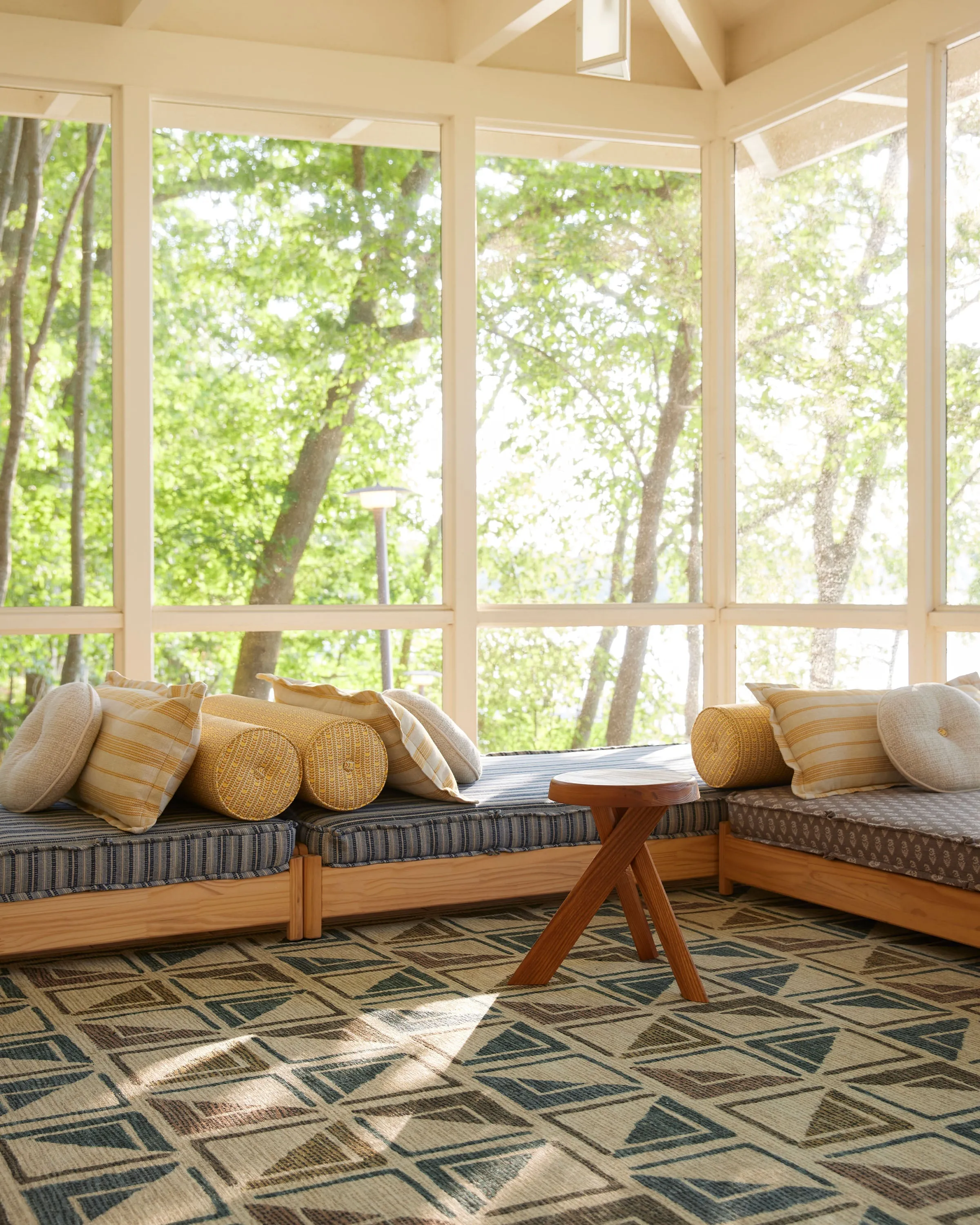 Architectural Digest Vesta Neutral Multicolor Rug