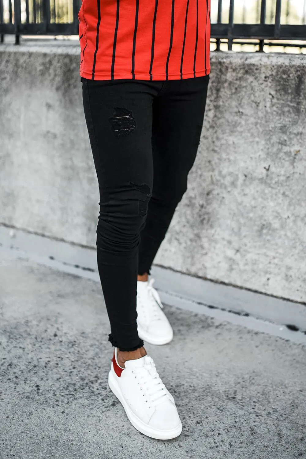 Destroyed Hem Jeans - Black